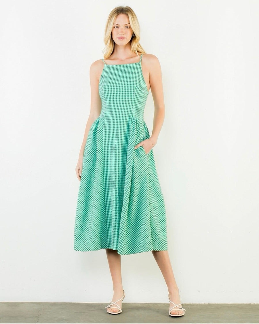 thml maxi dress A-Line Stripe Large Features a collared button down upper with a gathered tie front waist line giving a touch of femininity and grace THML Tessa Mixed Print Dress