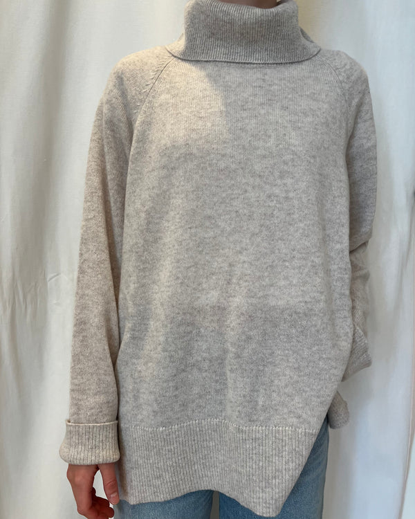 Alashan Cashmere Live-in Turtleneck