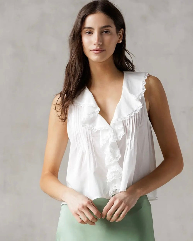 STORIA Sleeveless Ruffle Blouse