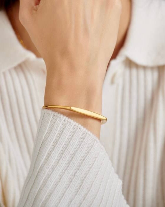 Signet Bangle